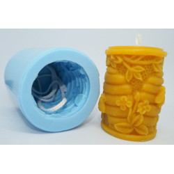 Sviečka valec s tromi úlikmí a včielkami postupne vyletujú -  forma, rozmer 65 x 45 mm, váha 75 g - forma 14 €