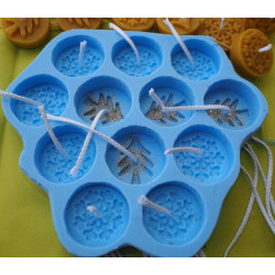 Snehová vločka a Vianočný stromček - silikónová forma na 8ks čajové sviečky vločka a 4ks stromček