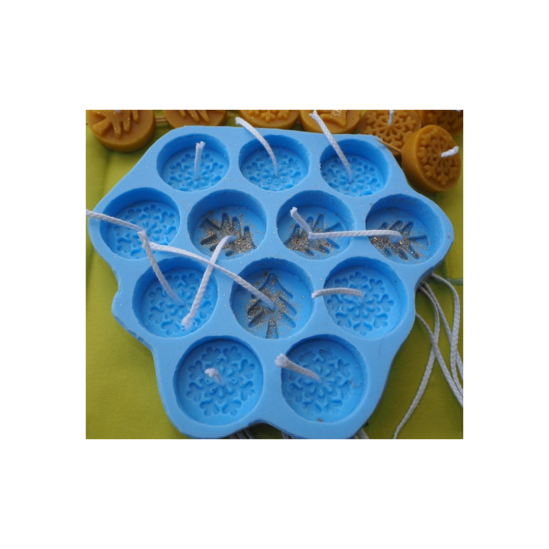 Snehová vločka a Vianočný stromček - silikónová forma na 8ks čajové sviečky vločka a 4ks stromček