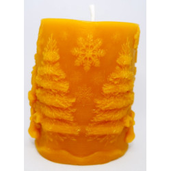 Vianočná krásna sviečka so sobíkom a Mikulášom včelí vosk , rozmer 75 x 60 mm, váha 185 g, forma 17 €