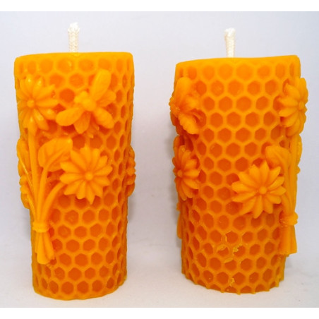 Kytica so včielkou na medzistienkovej sviečke obojstranná, rozmer 85 x 40 mm,váha ,  forma 95 g, forma 15 €