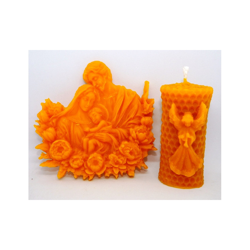 Svätá rodina - plaketa - včelí vosk - rozmer 95 x 90 mm, váha 35 g, forma 11 € + sviečka s anjelom