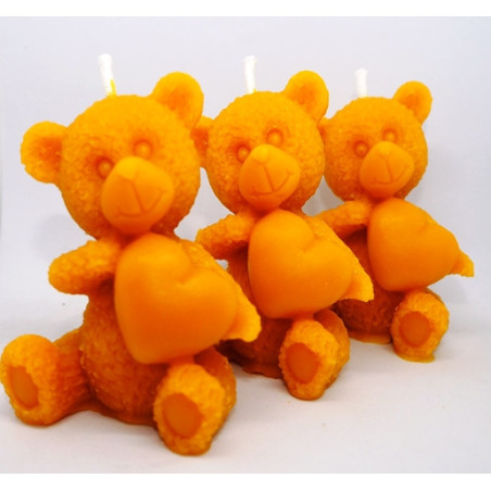 Macko so srdiečkom sviečka včelí vosk - rozmer 90 x 60 mm, váha 75 g, forma 17 €