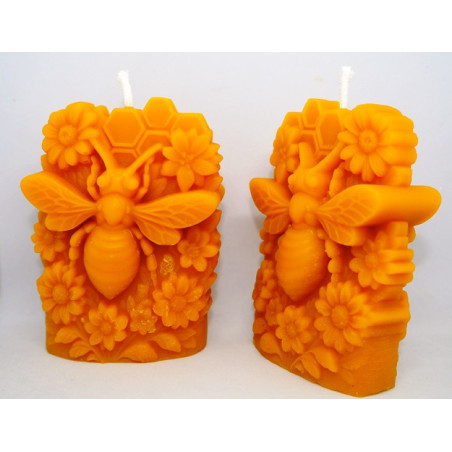 Včielka na kvetoch -obojstranná - dekorácia včelí vosk - rozmer 100 x 65 x 30 mm, váha 125 g, forma 22 €