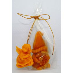 Vianočný darček pre potešenie - sviečka škriatok so  snehovou vločkou, anjelik na stromček - včelí vosk spolu 80 g