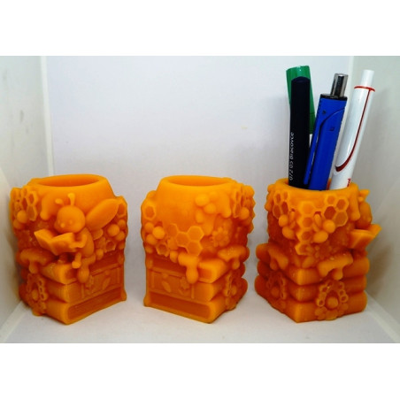 Stojan s včielkami na perá - včelí vosk - rozmer 75 x50 x50 mm, váha 110 g