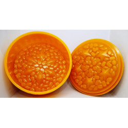 Kazeta  - včelí vosk - rozmer 75 x 130 mm, váha 390 g