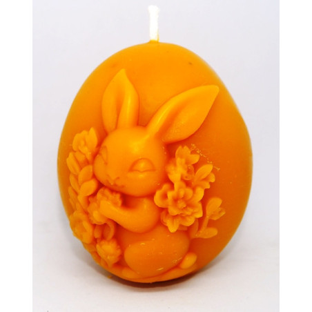 Veľkonočné vajíčko s kvetinkou  a zajačikom obojstranne - sviečka včelí vosk - rozmer 60 x 50 mm, váha   170 g, forma 17 €
