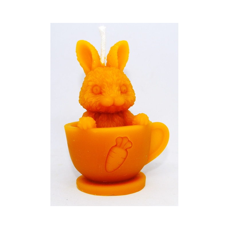 Zajačik v šálke - sviečka včelí vosk - rozmer 90 x 60 mm, váha 65 g, forma 13 €