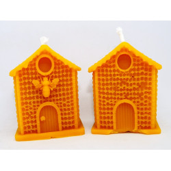 Úlik so včielkou - sviečka  včelí vosk - rozmer 65 x 55 mm, váha 80 g, forma 13 €