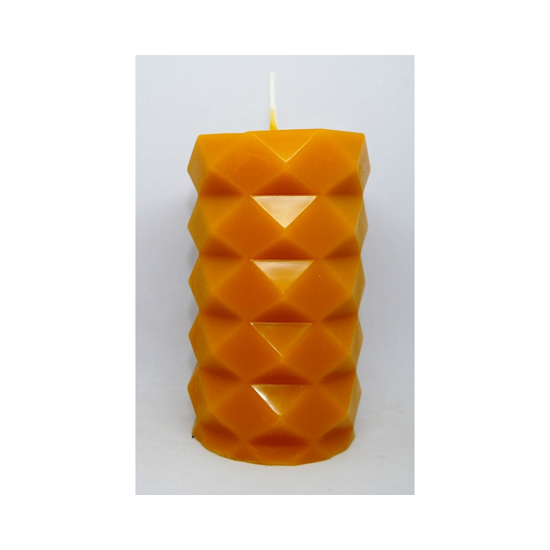 Sviečka dekoratívna - valec, včelí vosk, rozmer 115 x 65 mm, váha 330 g forma 19 €
